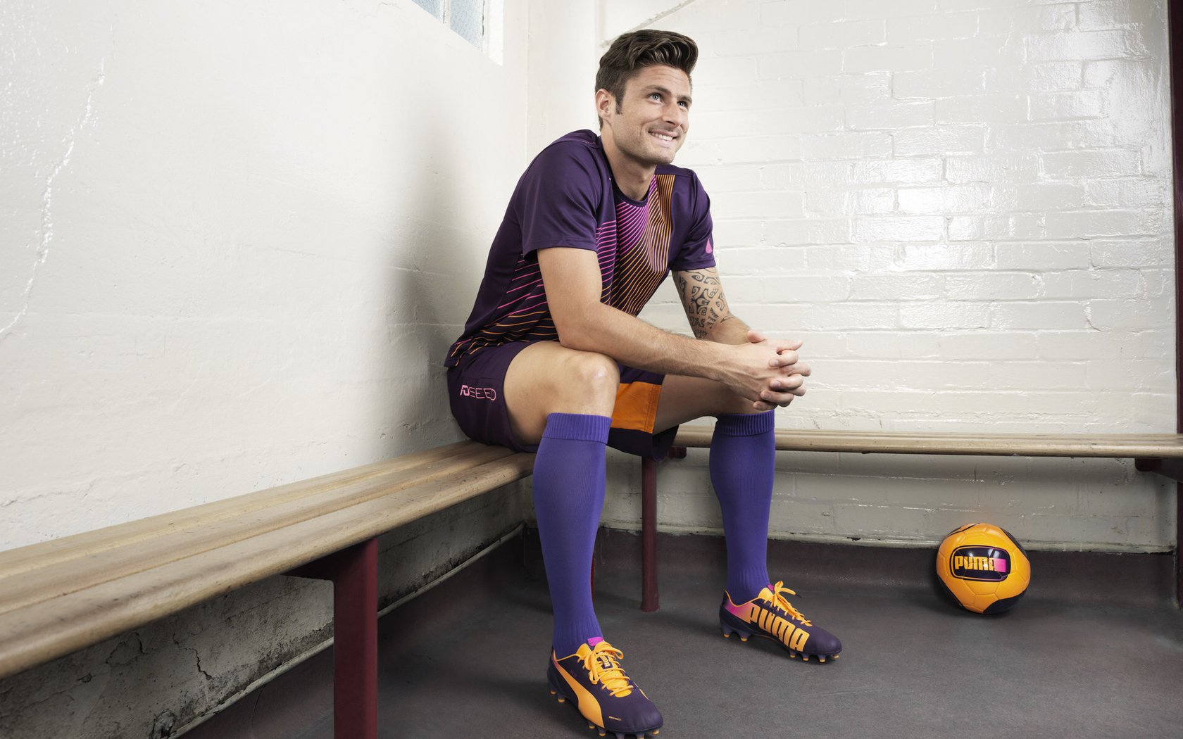 欧冠点球大战惊心动魄 曼联新门将连扑两点成红魔英雄